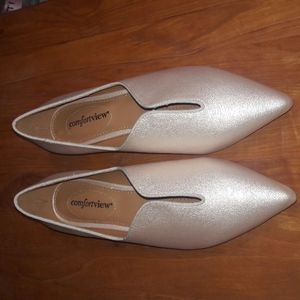 Comfortview Women Pale Gold Shoes Style ANYA-PU Size 7WW  Padded Insole